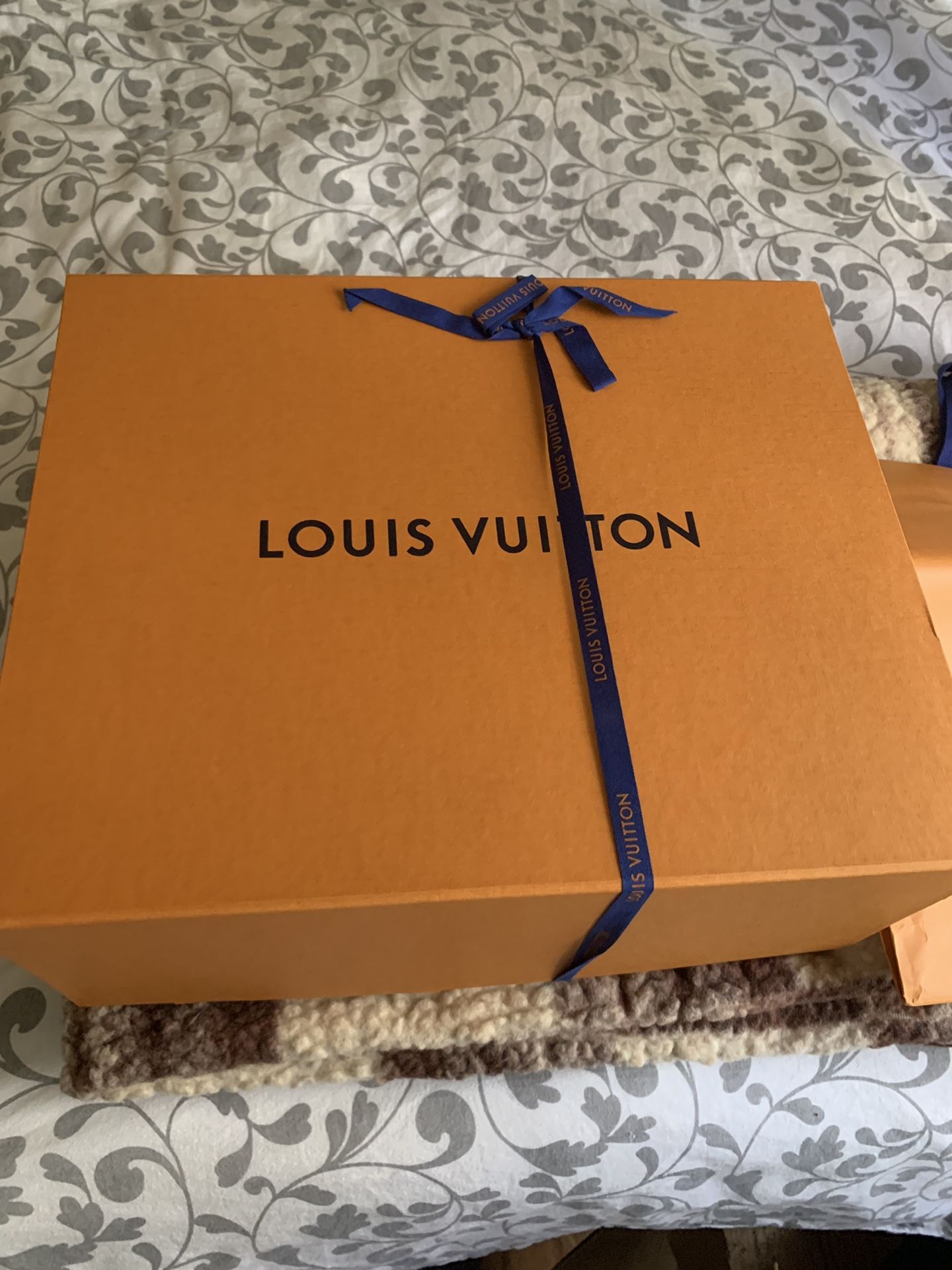 LOUIS VUITTON Néonoé champagne bag - LIKE NEW used once