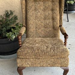 Vintage Accent Chair 