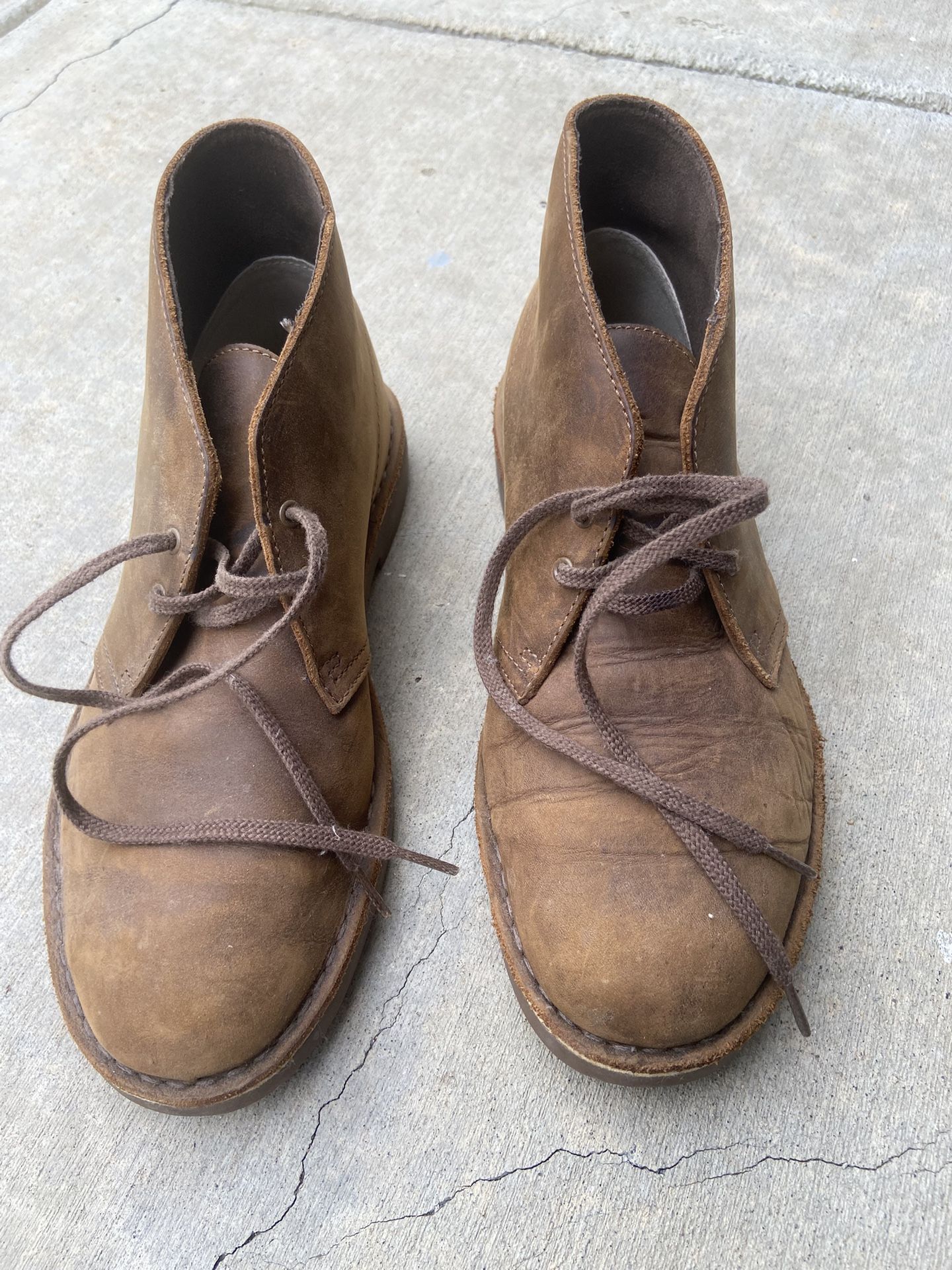 Clark’s Leather Desert Boots Size 8