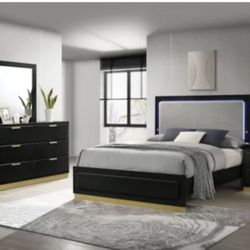 4-Piece Eastern King Bedroom Set Black