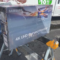 Samsung 4K Curved Monitor
