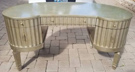 Hooker furniture company desk