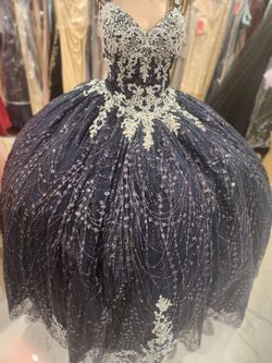 Vestido de quinceañera talla L nuevo