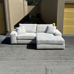 Velvet Sectional With Chaise 