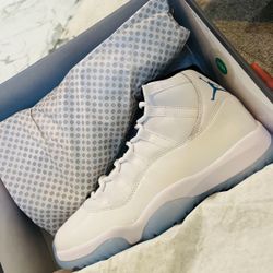 Jordan 11 Legend Blue 