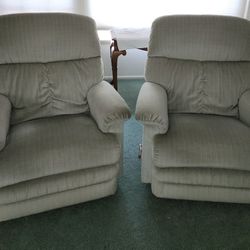 Very  recliners!! LAZYBOY BOTH FOR $75