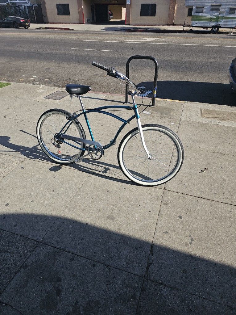 1986 Schwinn cruiser Bike
