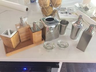Bathroom accessories
