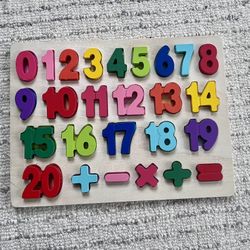 Numbers wooden puzzle for toddlers