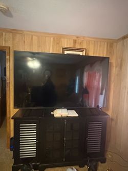75 inch Hisense tv