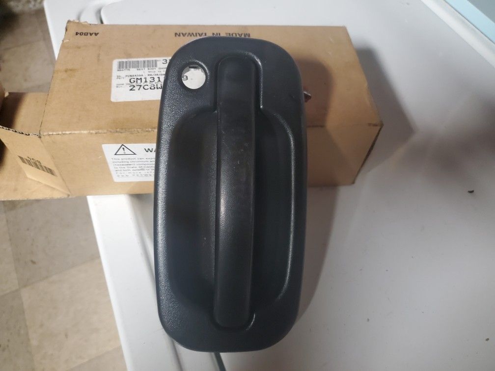 2003 Chevy Silverado Door Handle