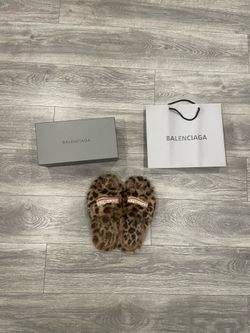 cheata balenciaga slides