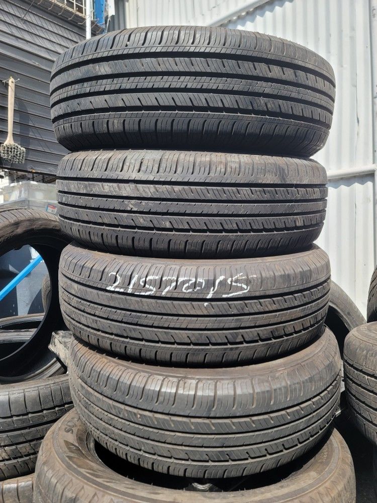 Vendo 4 Llantas Usadas 215 70 15