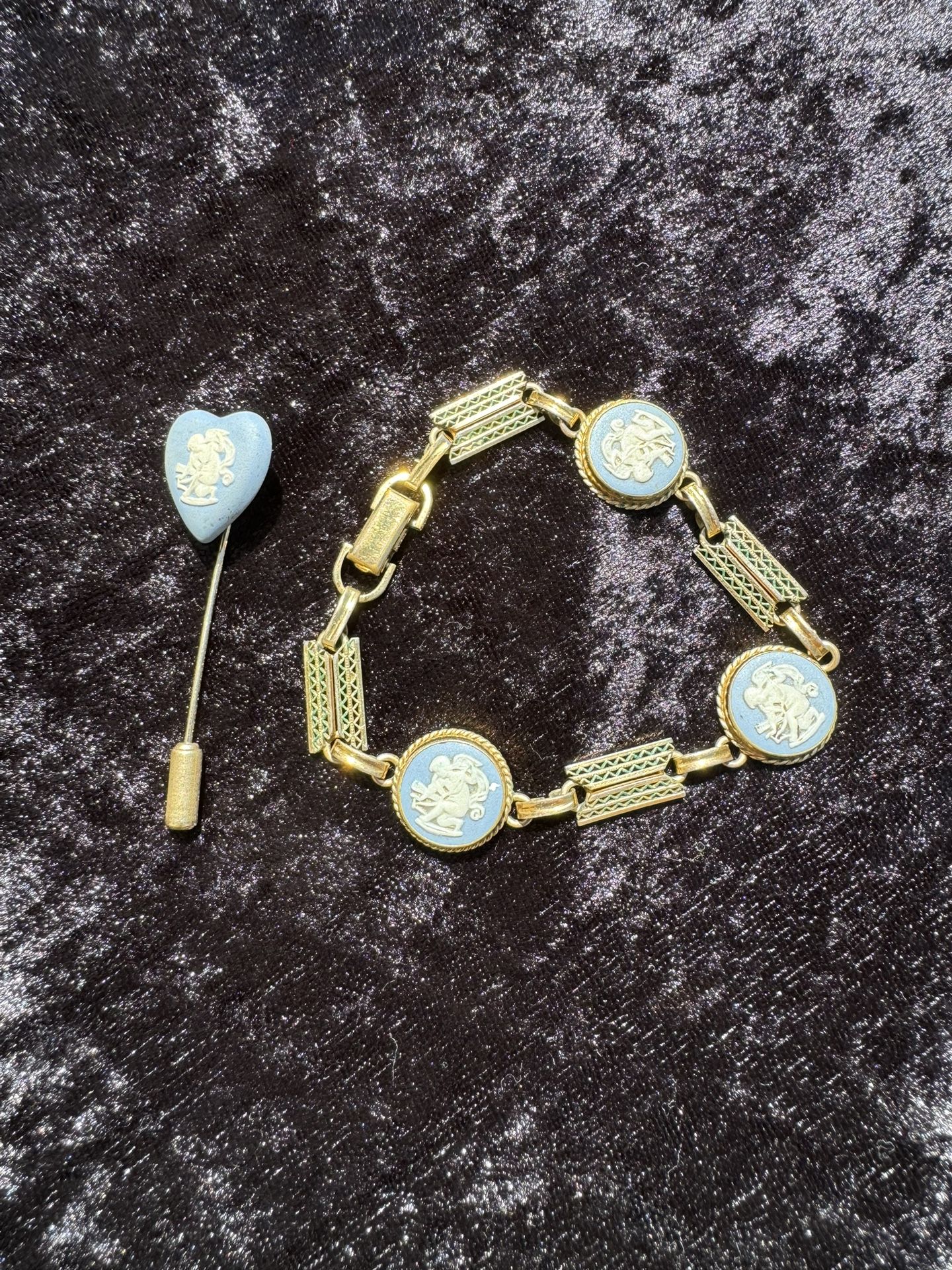 Vintage Wedgewood Bracelet & Stick Pin Brooch