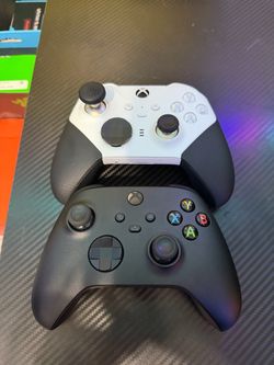 Xbox series x controllers