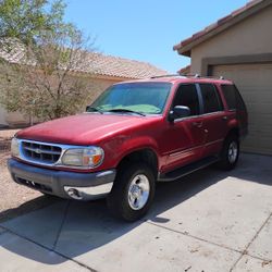 1999 Ford Explorer
