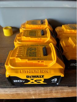 Dewalt Batteries 20v 4ah