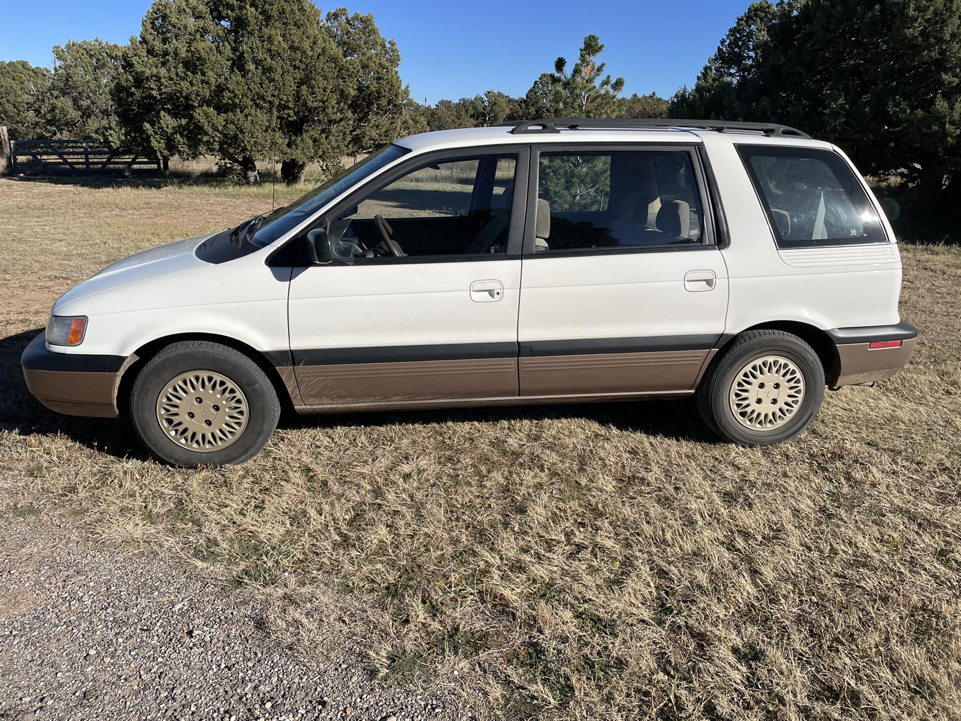 1995 Mitsubishi Expo