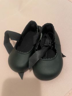 Infant black dress shoes size 3T