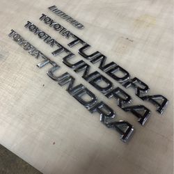 Toyota Tundra Emblem 