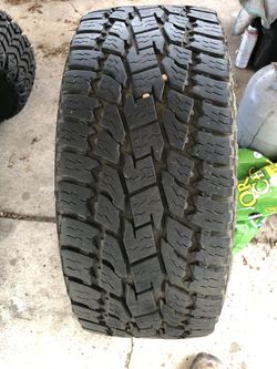 Toto tire like new