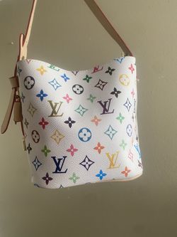 New Super Cute Bag With Wristlet 