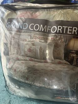 Two Queen Bed Sheet Both New Both For 100$