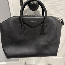 Givenchy Brand New With Extra Strap And Dust Bag 