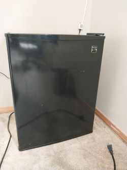Kenmore Mini Fridge