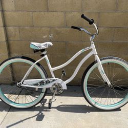 Girls Women’s Huffy Cranbrook Beach Cruiser Bike