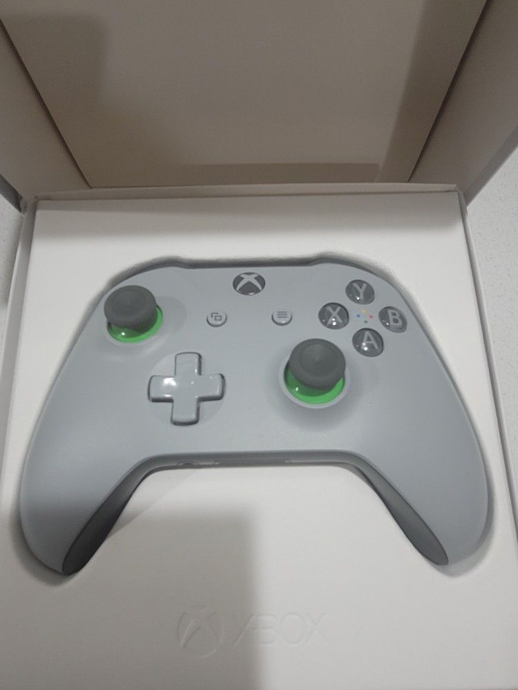 Xbox Wireless Controller 