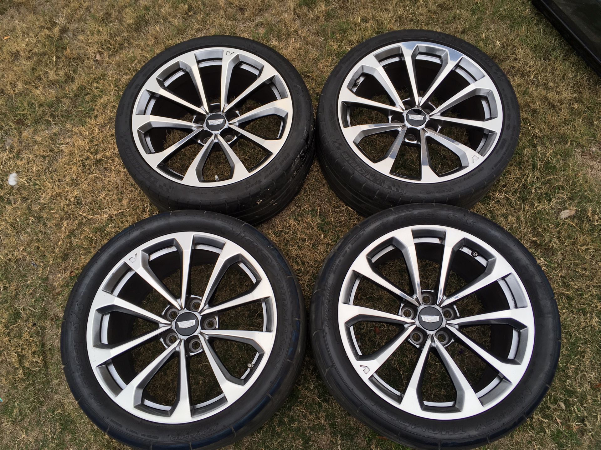 2016 CTS V OEM wheels w/tires