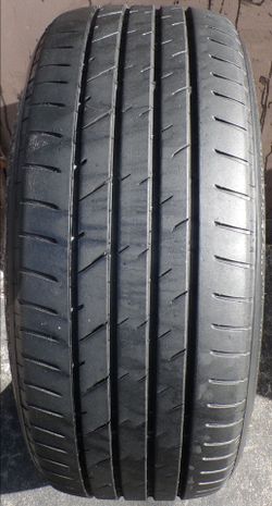 1- Bridgestone Potenza 235-40-19
