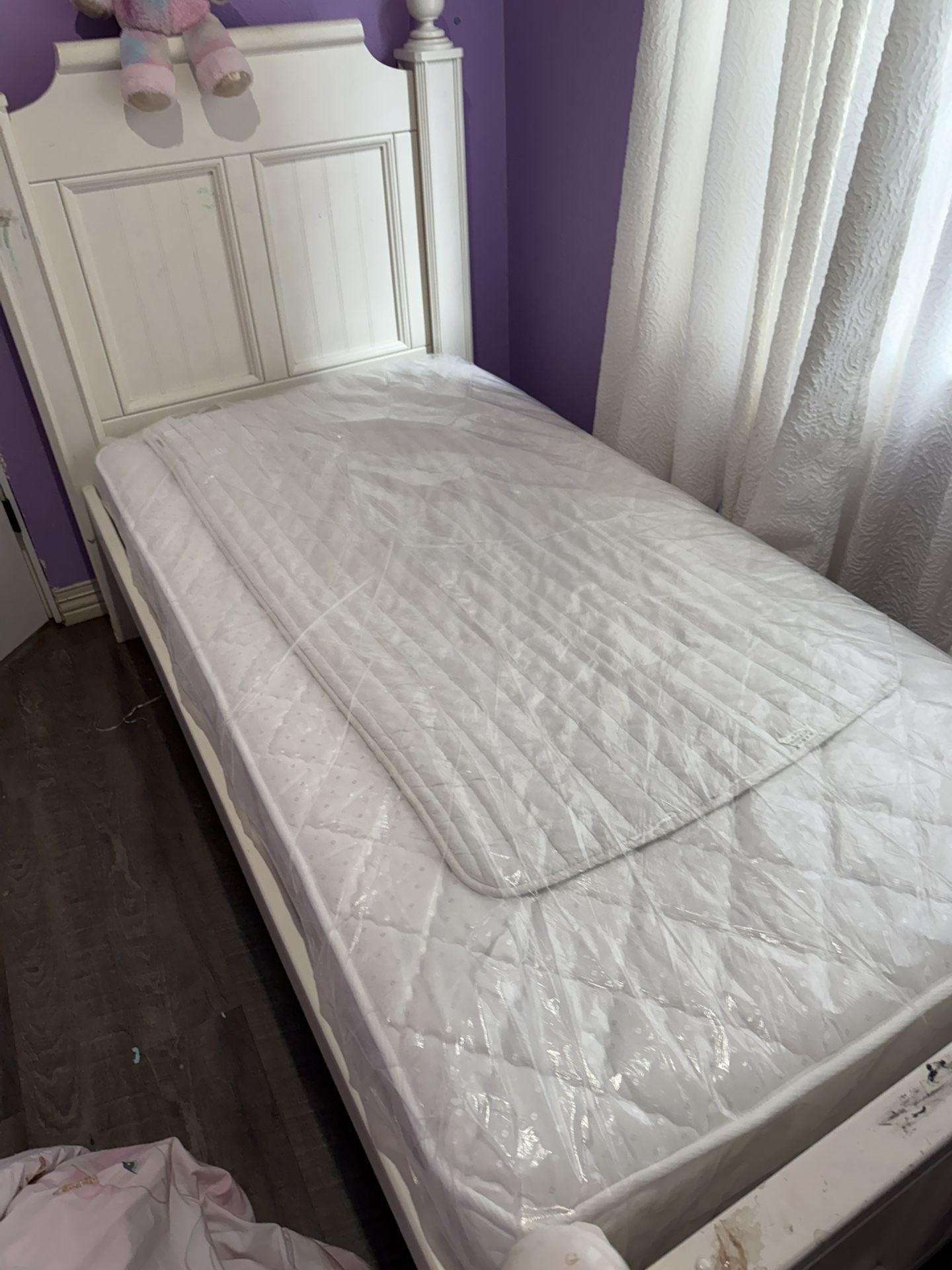 Pottery Barn Kids Twin Bed.