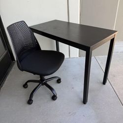 New In Box 40x20x30 Inch Tall All Black Desk Table With Office Chair Combo Furniture Set 