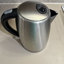 Chef’s Choice Cordless Electric Kettle 1.75 Quart 681