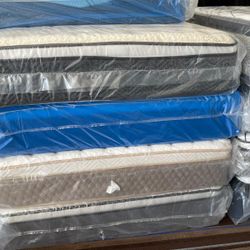 Mattress Queen Size Brand New Pillow Top 