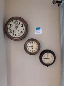 Lot of 4 Antique Round Wall Clocks