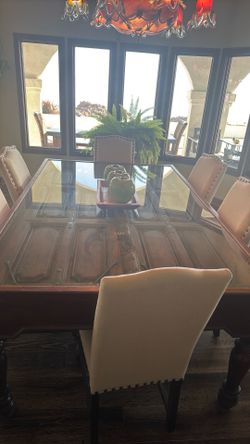 Dining room table and six chairs