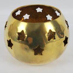 1 Brass Candle Holder.