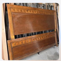 🥰KING SIZE BED FRAME🥰