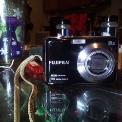 Fujifilm HD Movie Camera 16Mega Pixel 