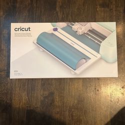 Cricket roll holder for smart materials