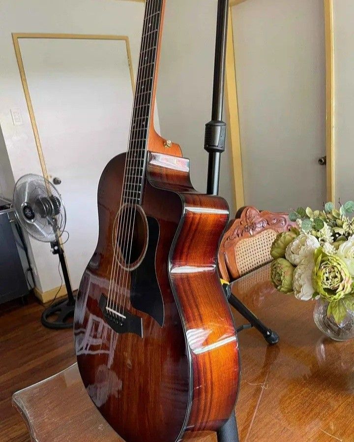 Taylor-224ce-K-DLX