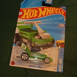 Draggin Wagon Hot Wheels Diecast Collectible 