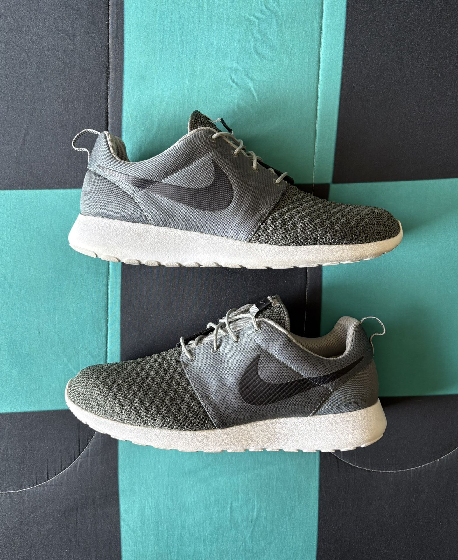 Men’s Nike Roshe Size 13