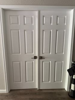 30x80 interior doors (no hardware)