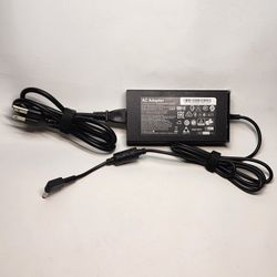 AC Adapter Model No ADP190071M.  19.5V 7.1A . 100-240V  50-60HZ
