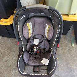 Graco car seat 