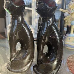 Cat Statue